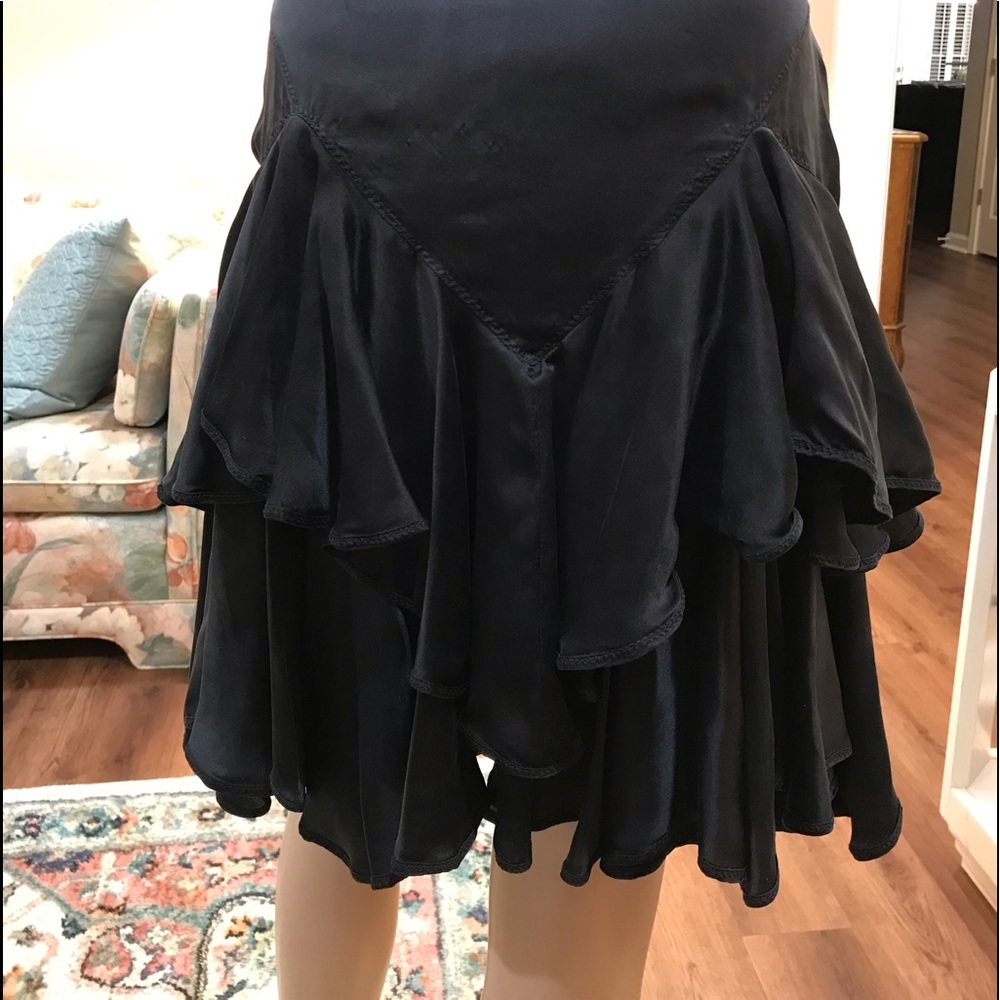 JUST CAVALLI ADORABLE & FRILLY SKIRT/ SUPER COND - Picture 3 of 7